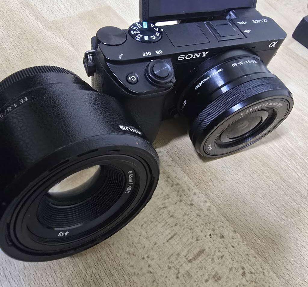 كاميرا Sony A6400