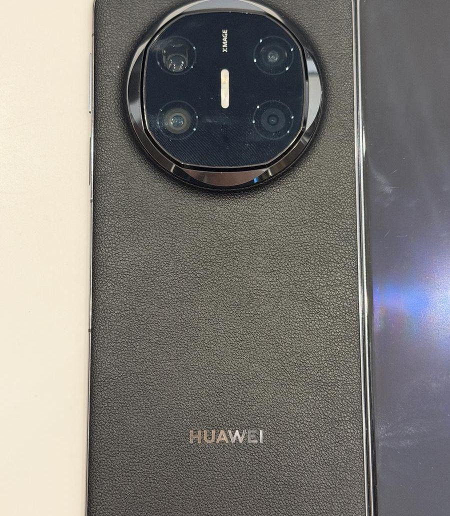Huawei Mate X6