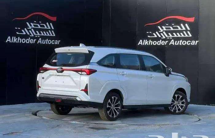 تويوتا فيلوز 2025
