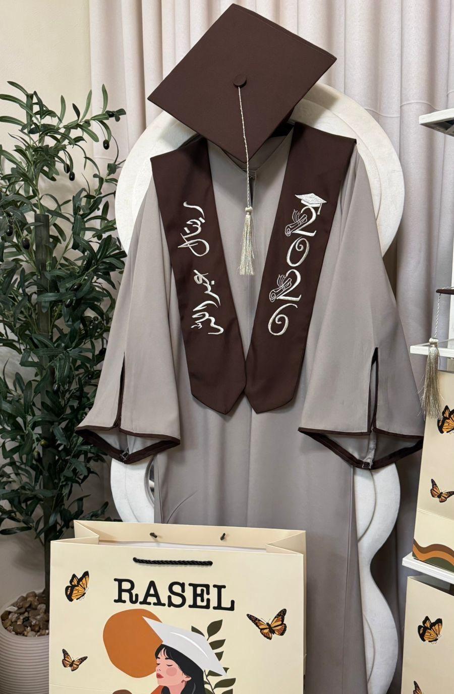 عبايات تخرج
