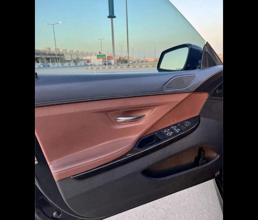 بي ام 640