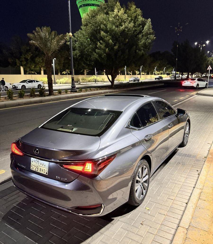لكزس 2008 es350