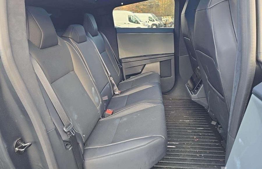 2024 Tesla Cybertruck
