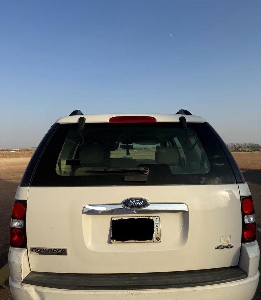 اكسبلور 2010 نظيف