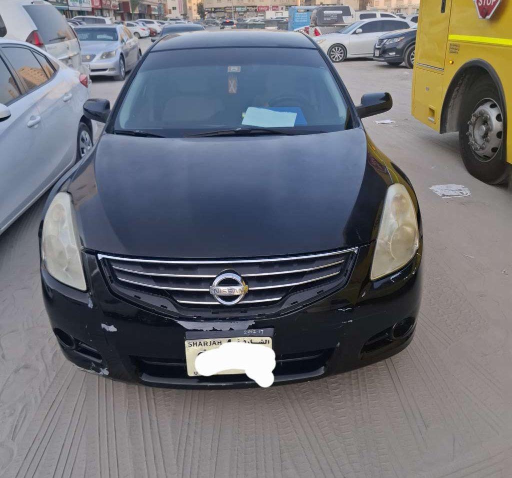 2010 نيسان التيما