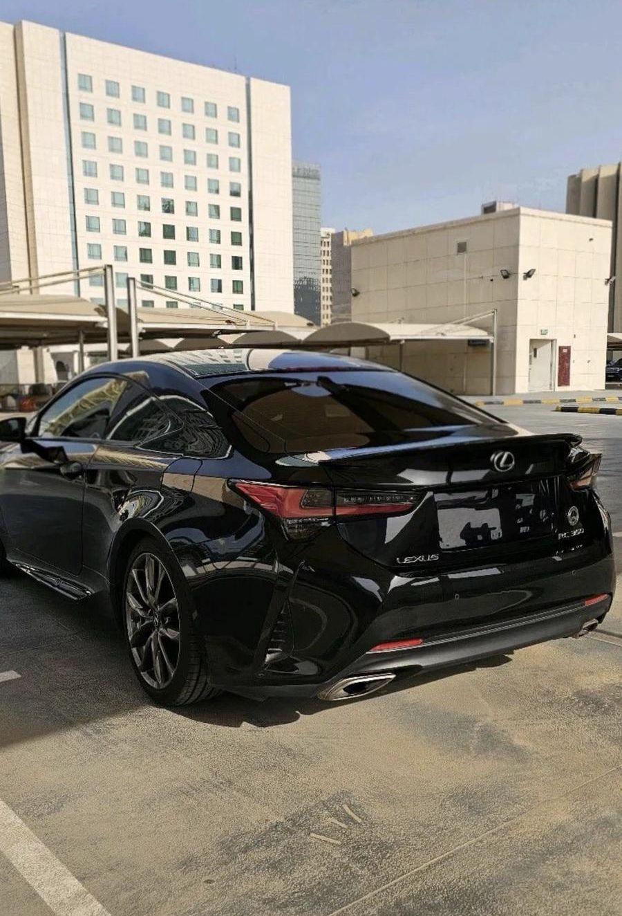 لكزز RC F