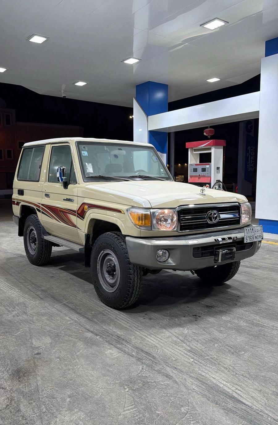تويوتا ربع 2010