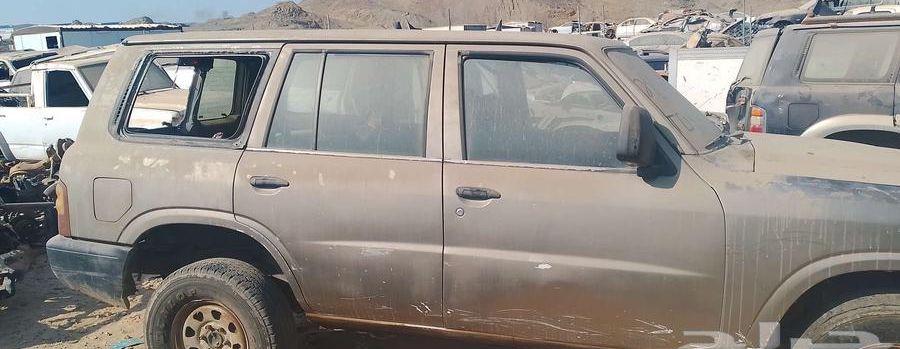 نيسان باترول موديل2000.