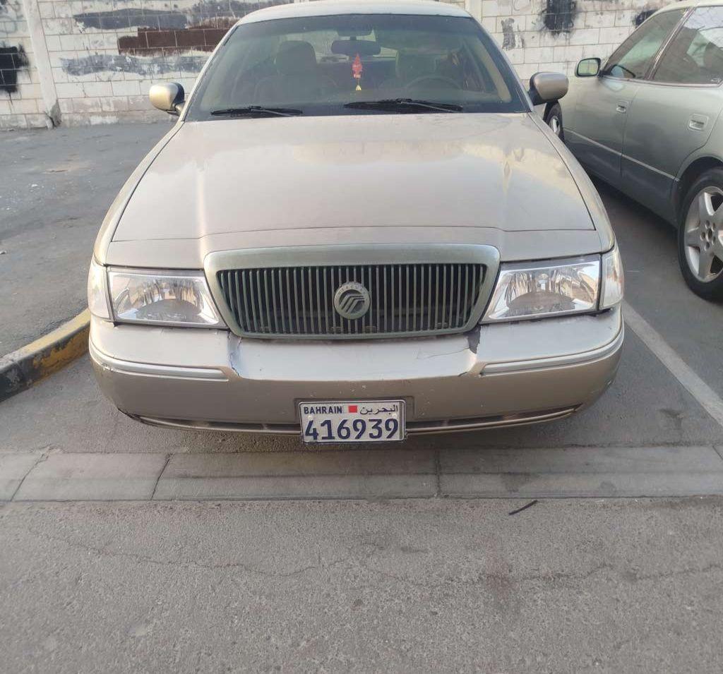 2003 فورد كراون