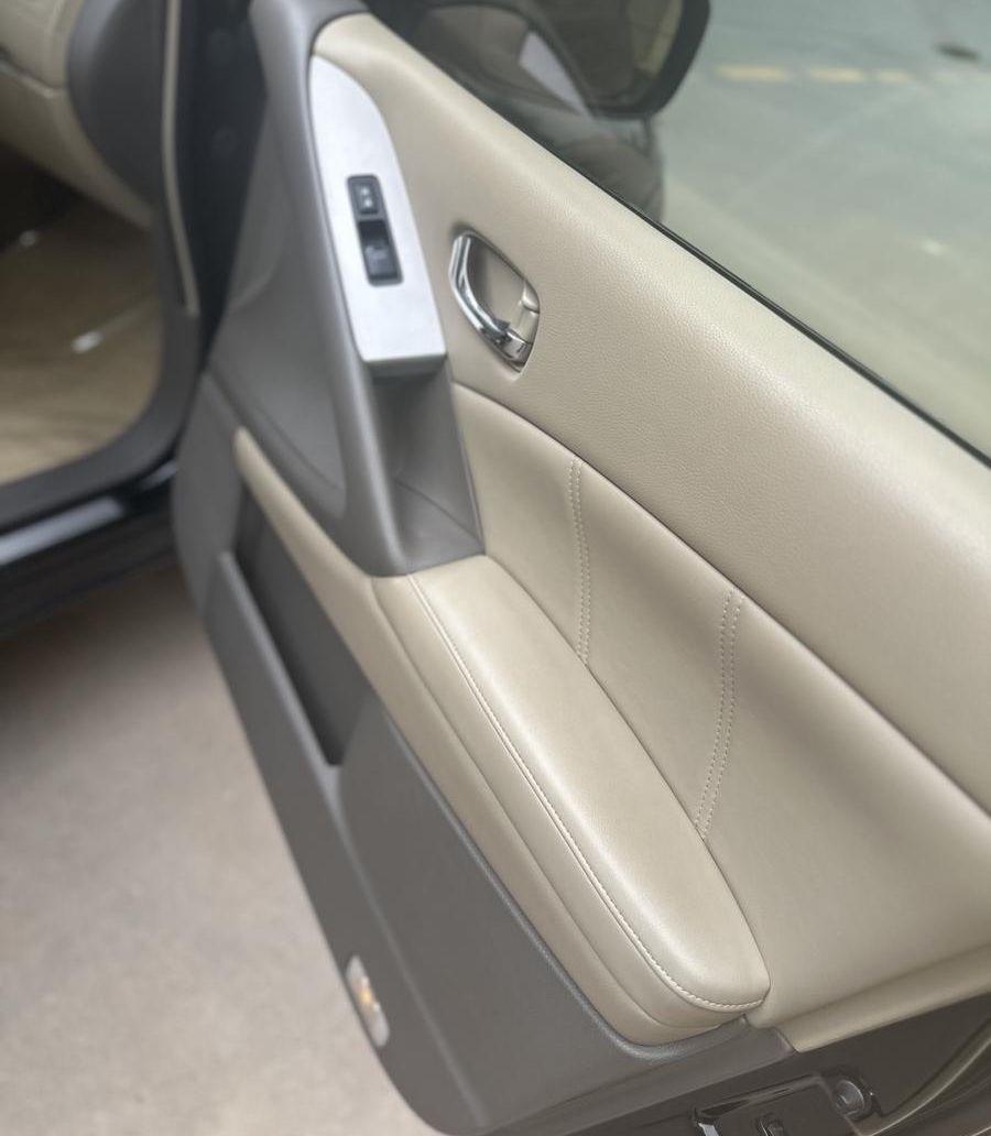 نيسان مورانو Nissan