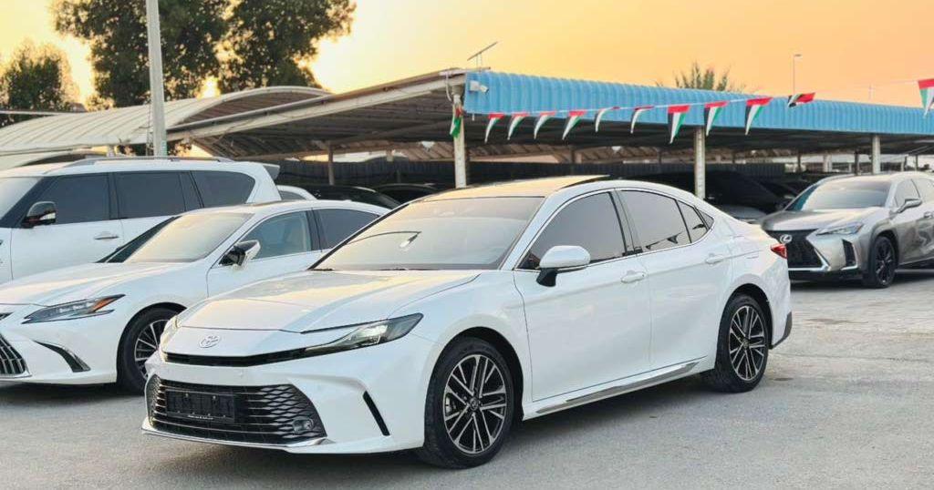 2025 تويوتا كامري