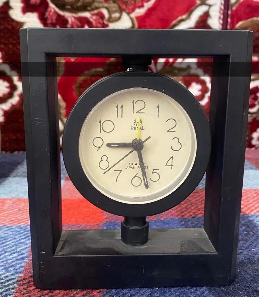 ساعات قديمة