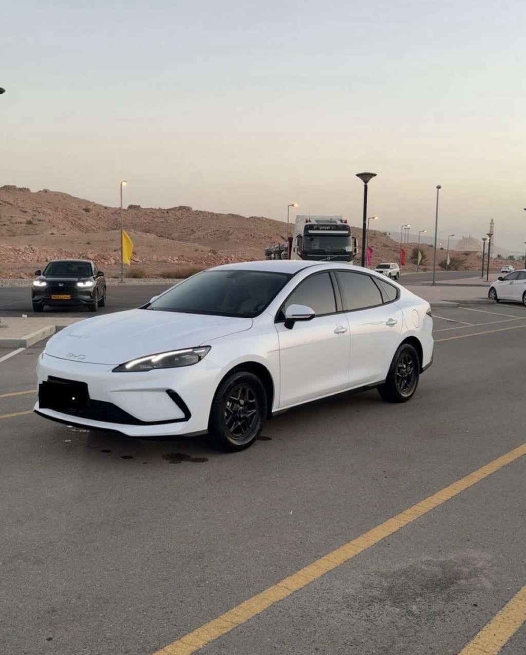 2025 بي واي
