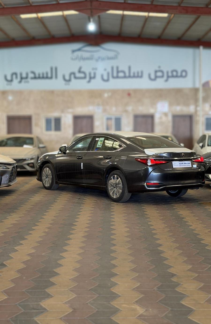 لكزس ES250 AA