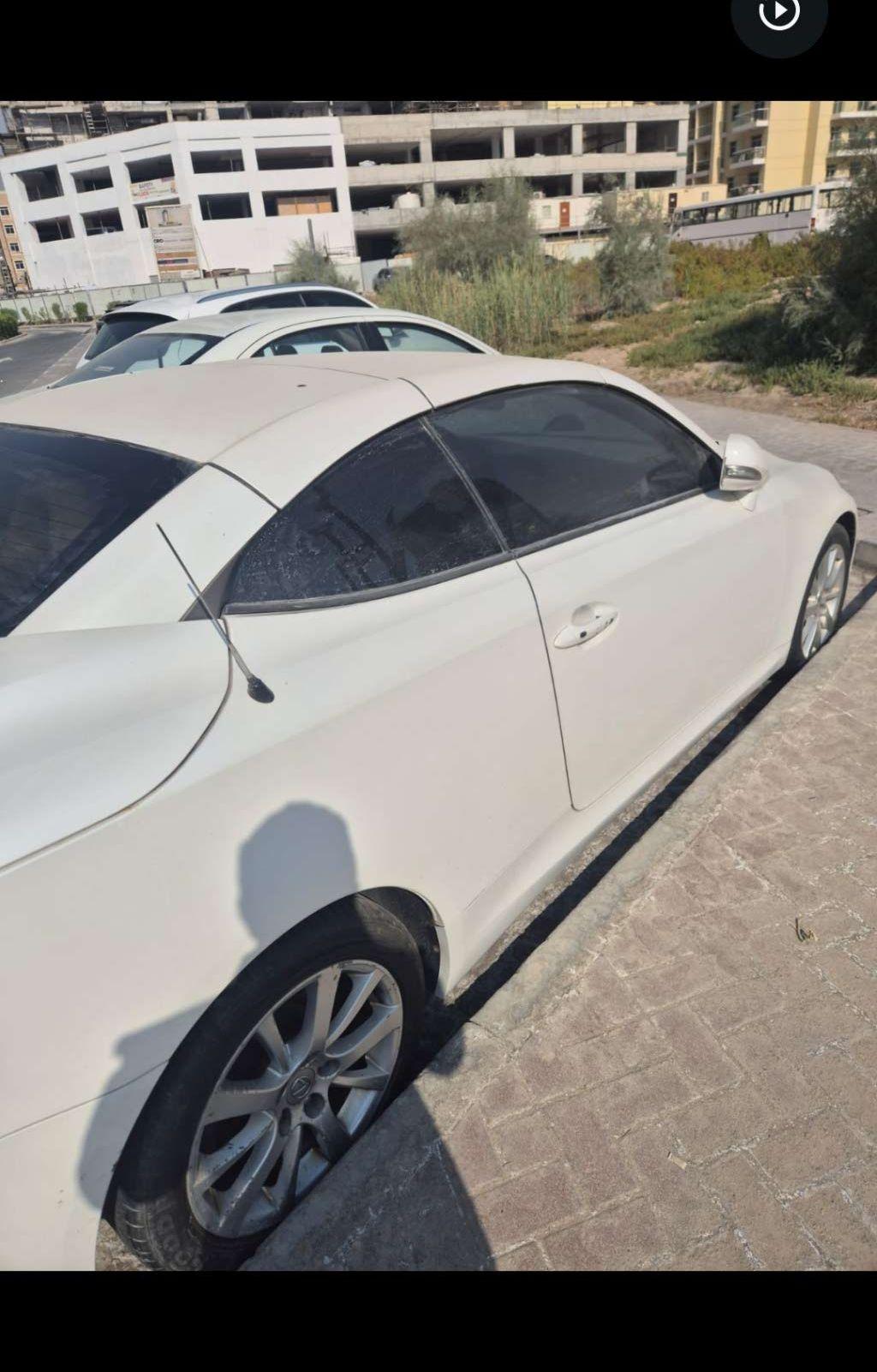 2011 لكزس IS