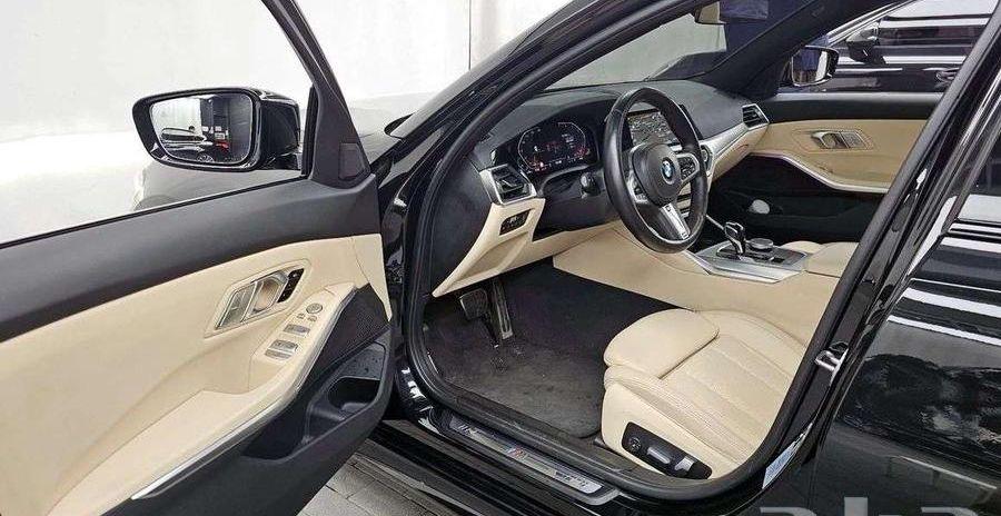 BMW 320I 