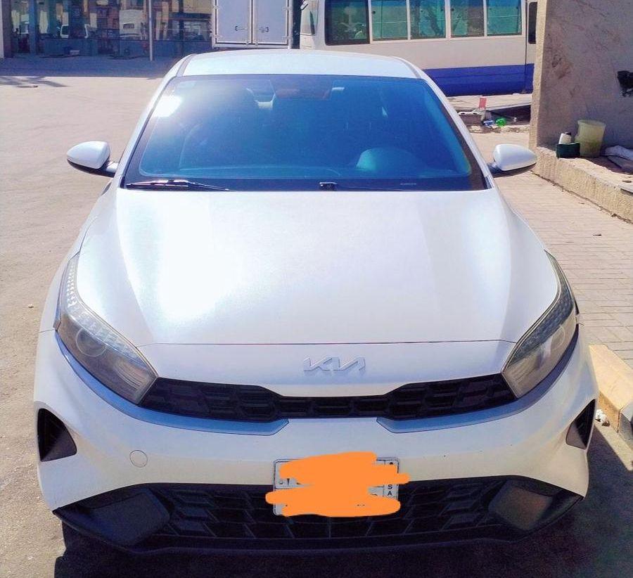 2000 ريال شهريا