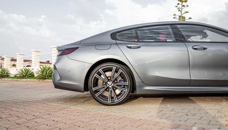 BMW - M850i