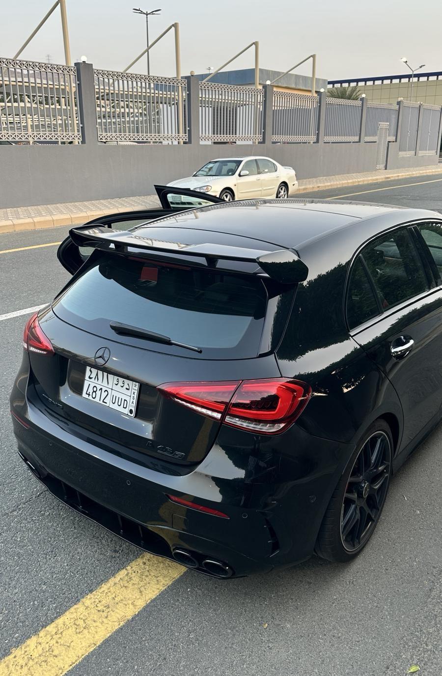 مرسيدس A45 S