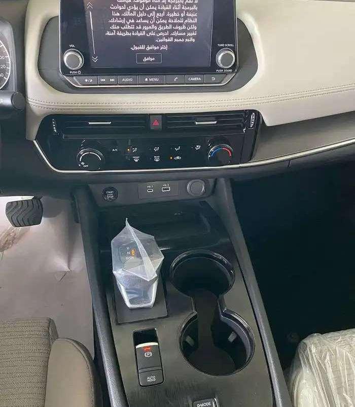 نيسان اكستريل7مقاعد دبل