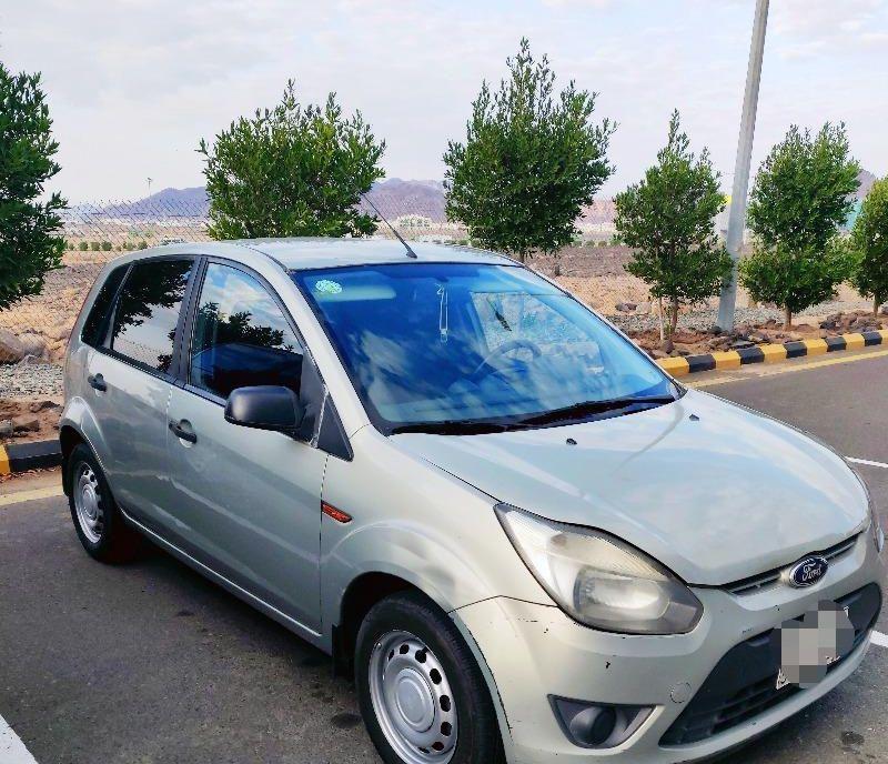 فورد فيجو 2012