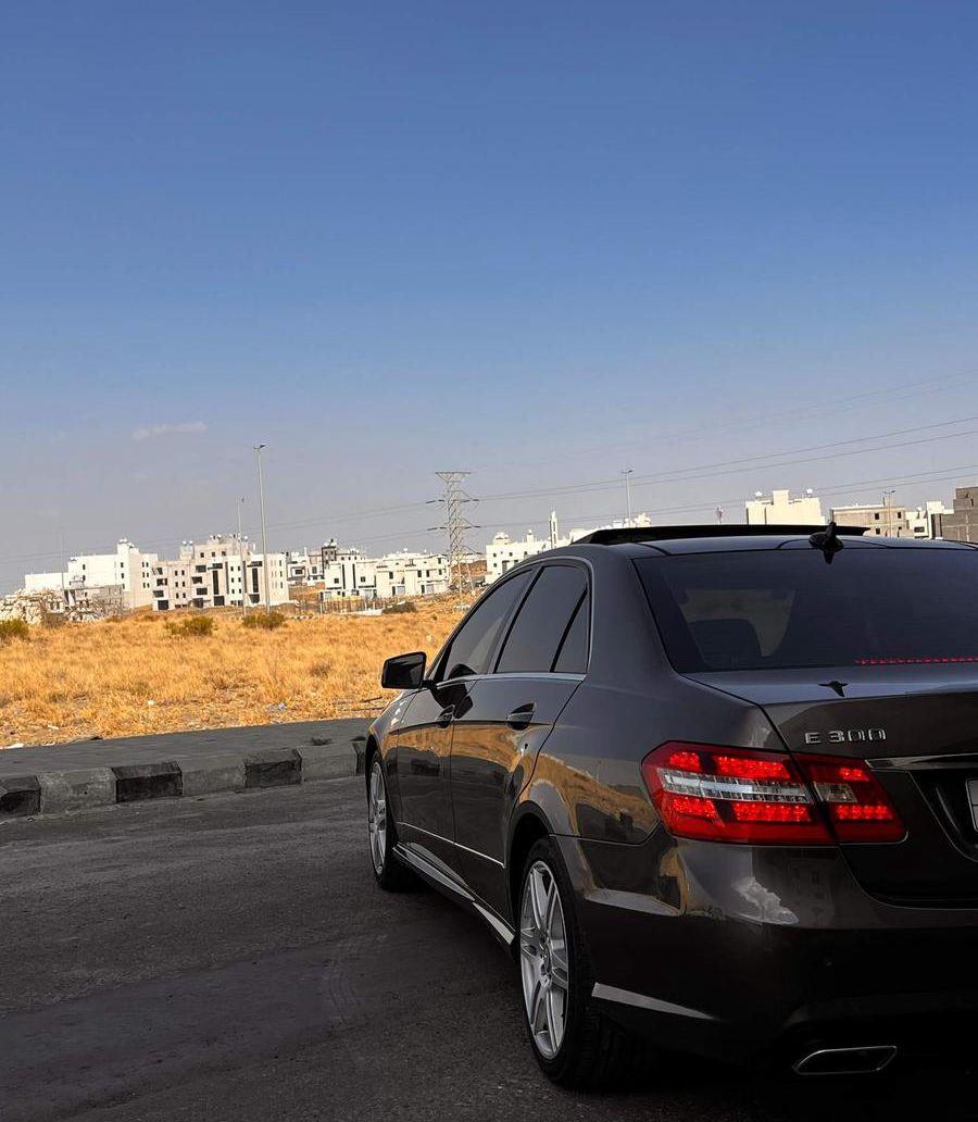 مرسيدس 2011