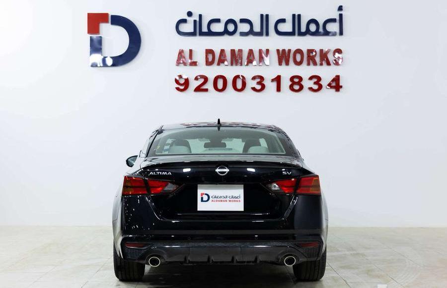 نيسان التيما SV