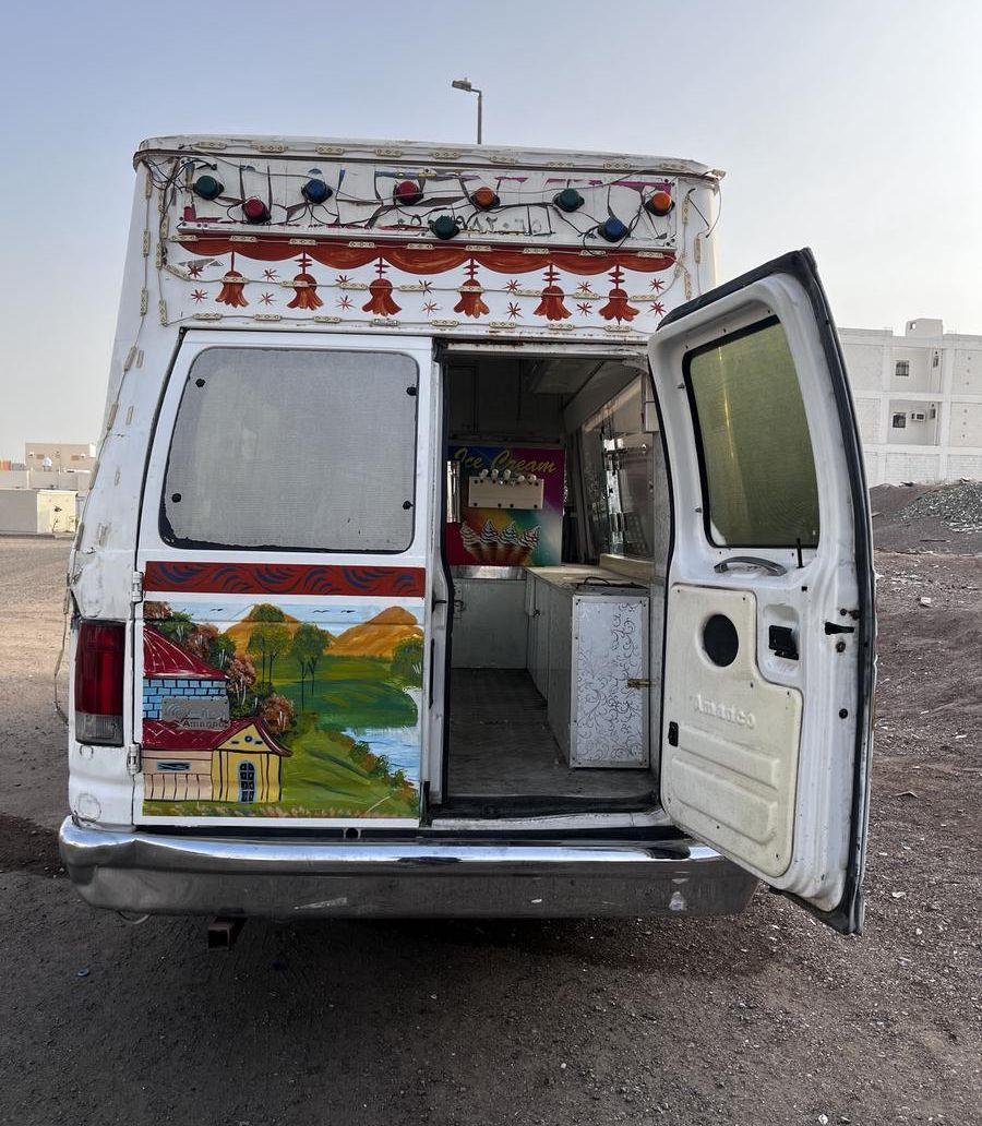 سيارة ايسكريم ديزل