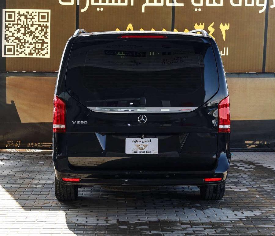 مرسيدس فان V