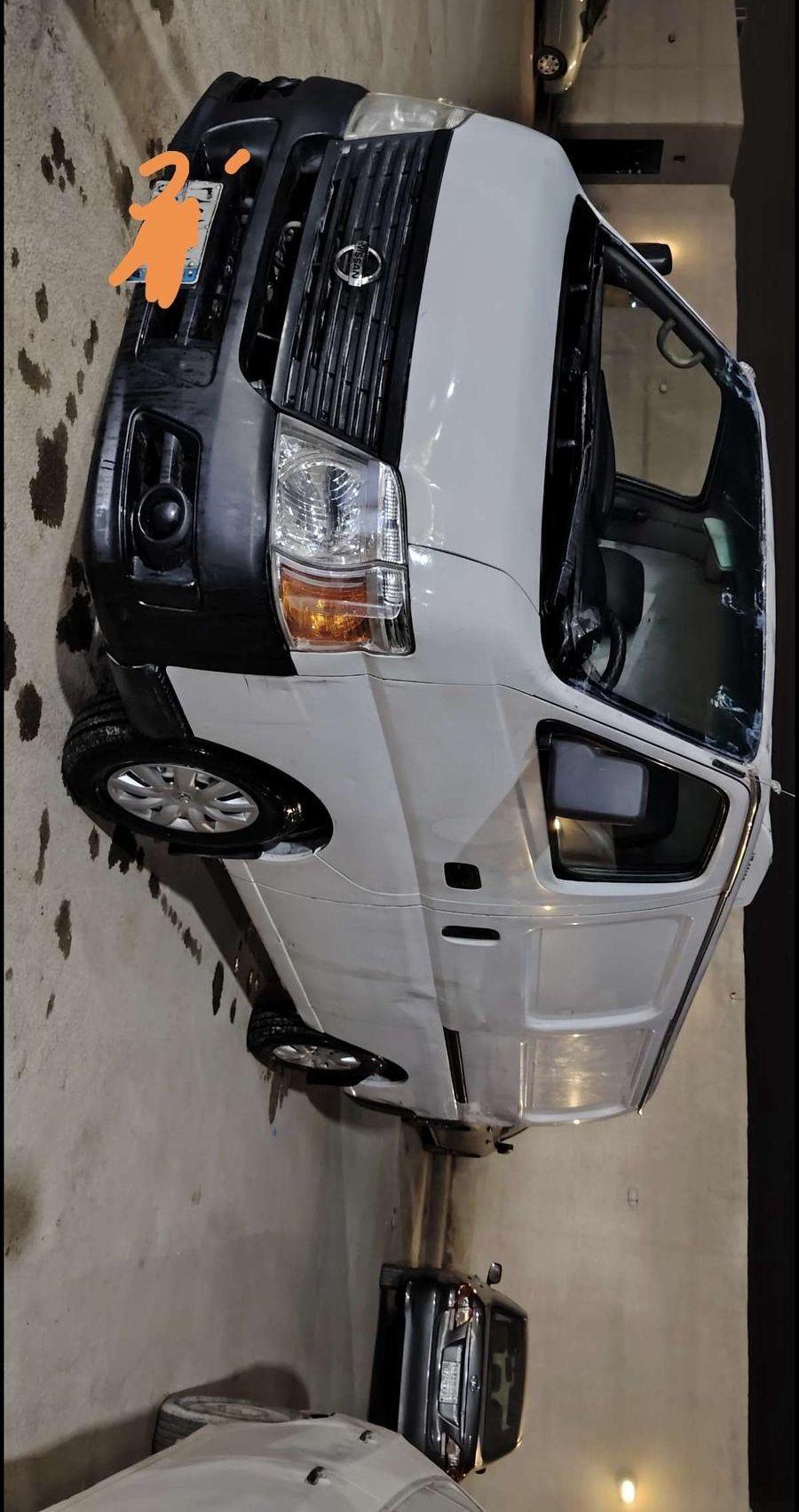باص نيسان اورفان
