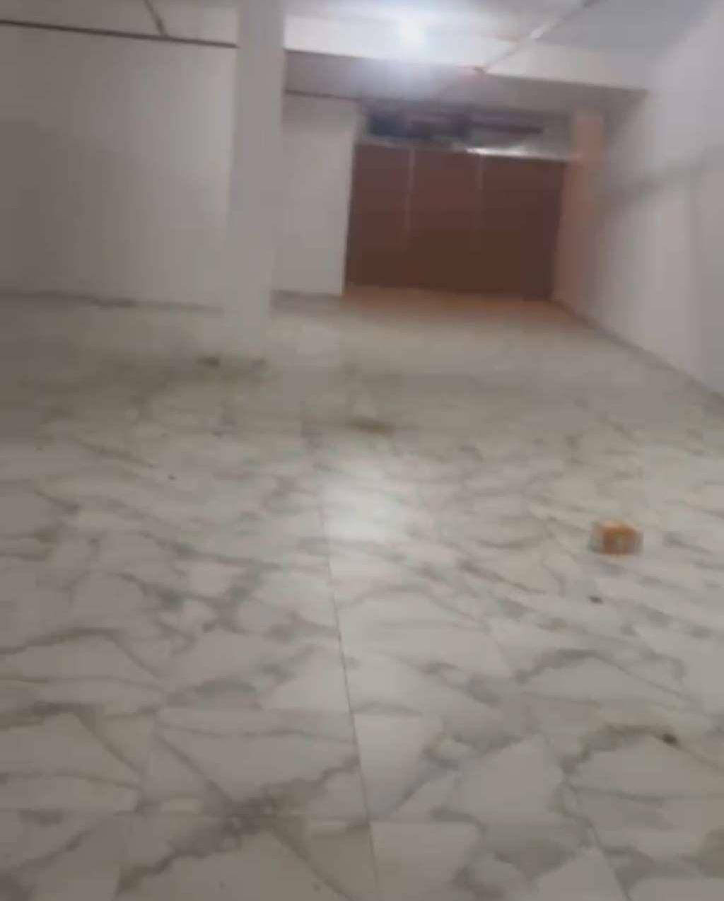 Store for rent,