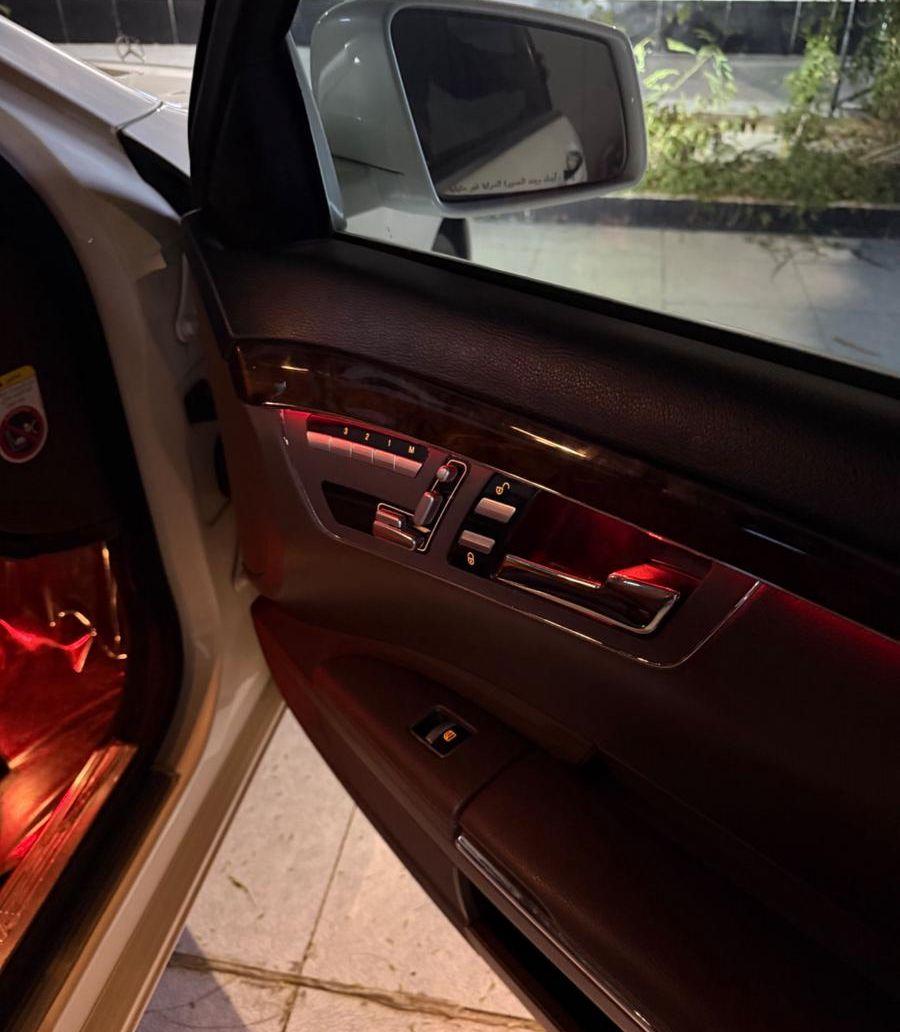 مرسيدس بنوراما S300