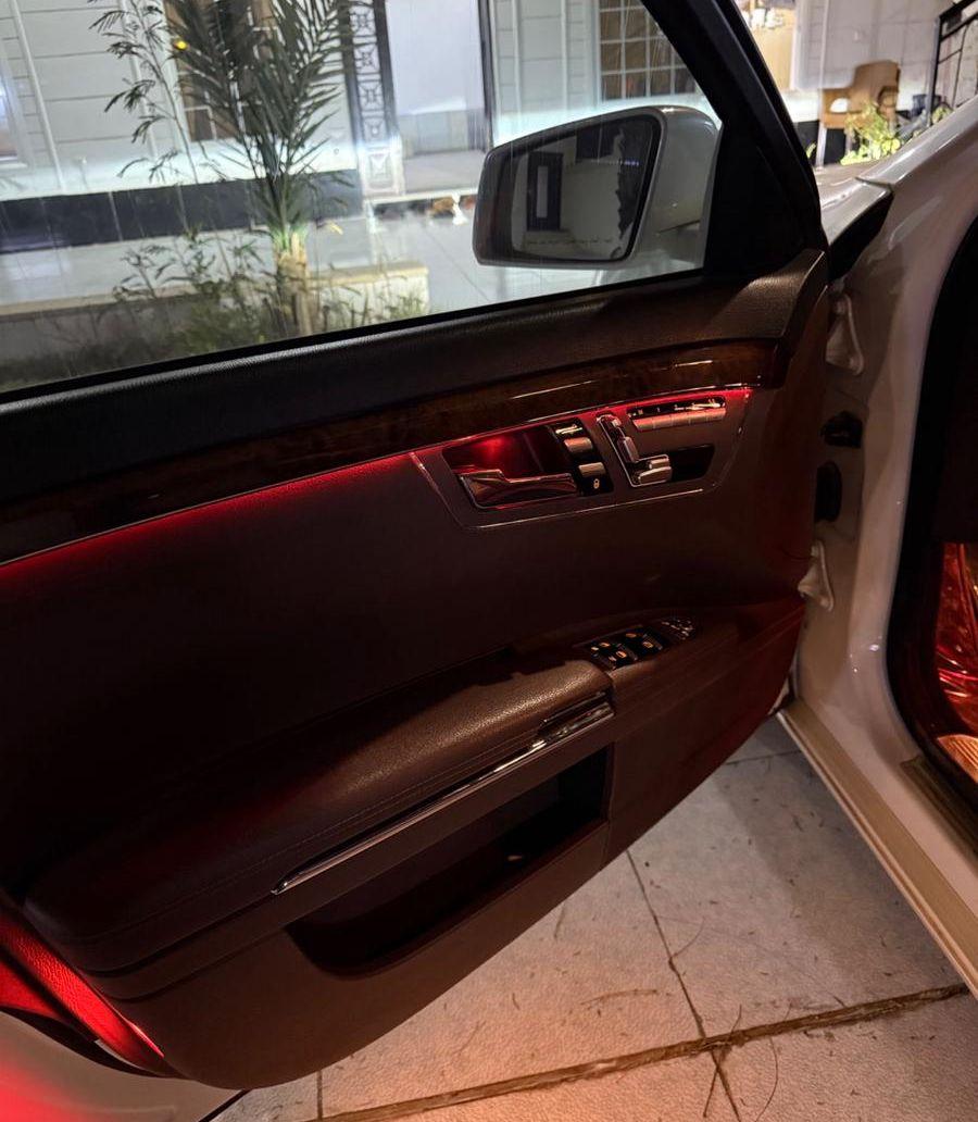 مرسيدس بنوراما S300