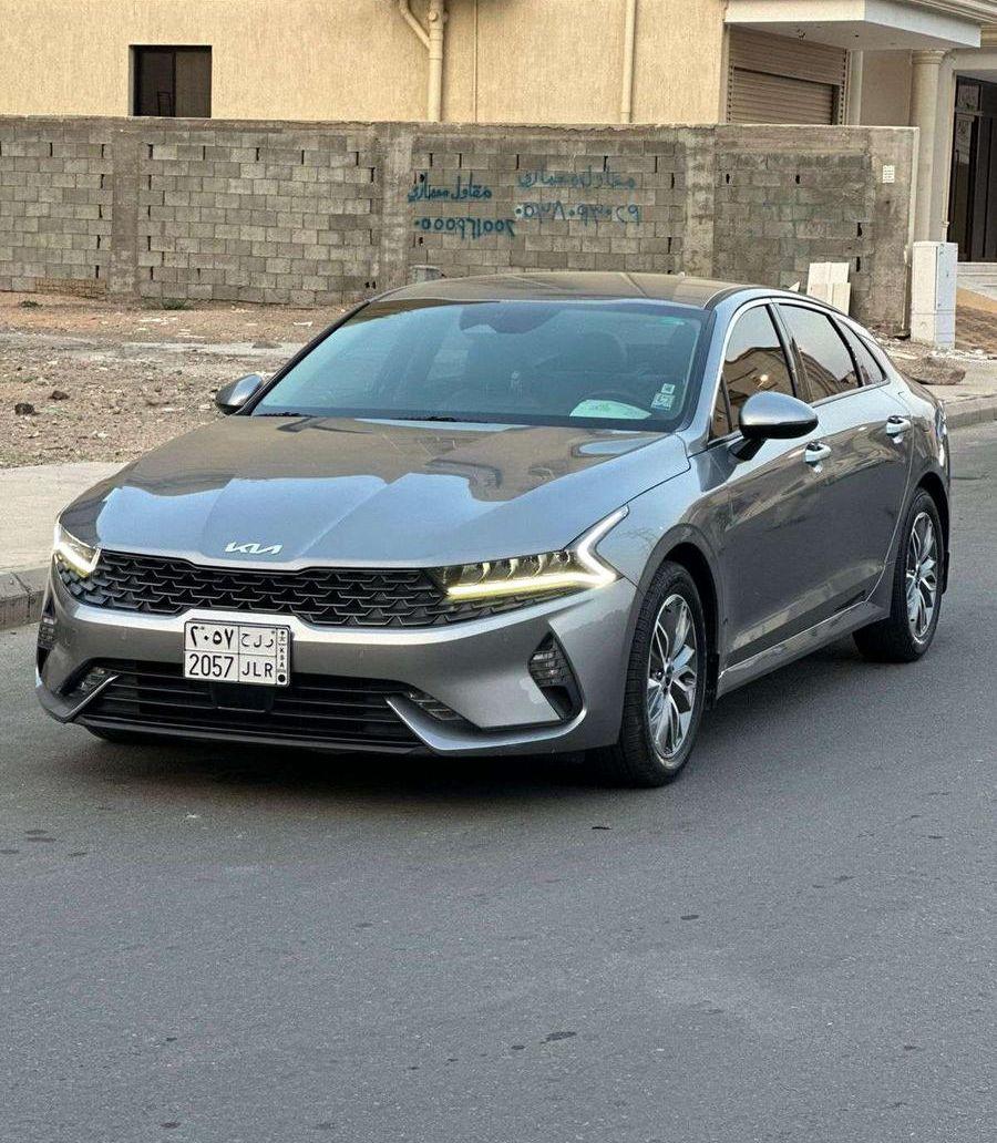 كيا K5 هايبرد