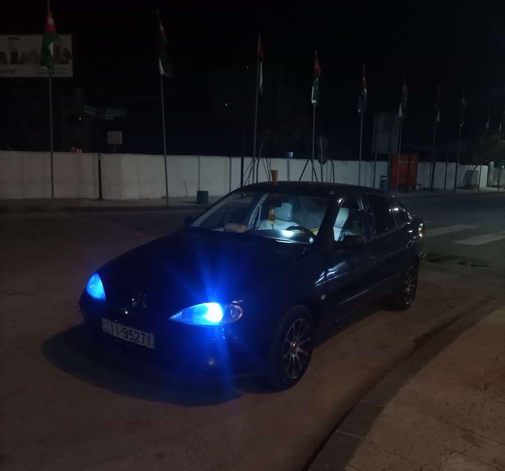 2001, رينو, ميجان,