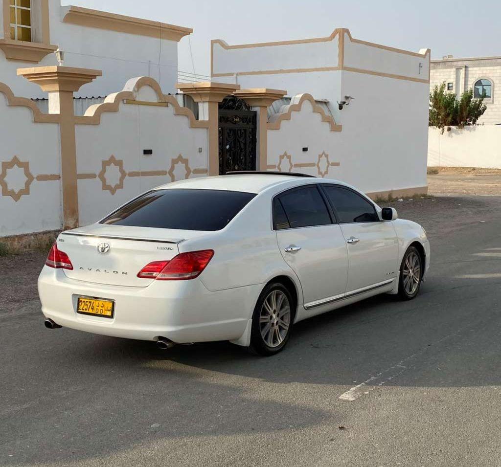 2007 تويوتا افالون