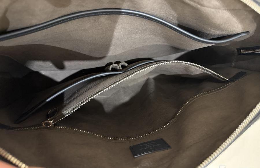 louis vuitton (LV)