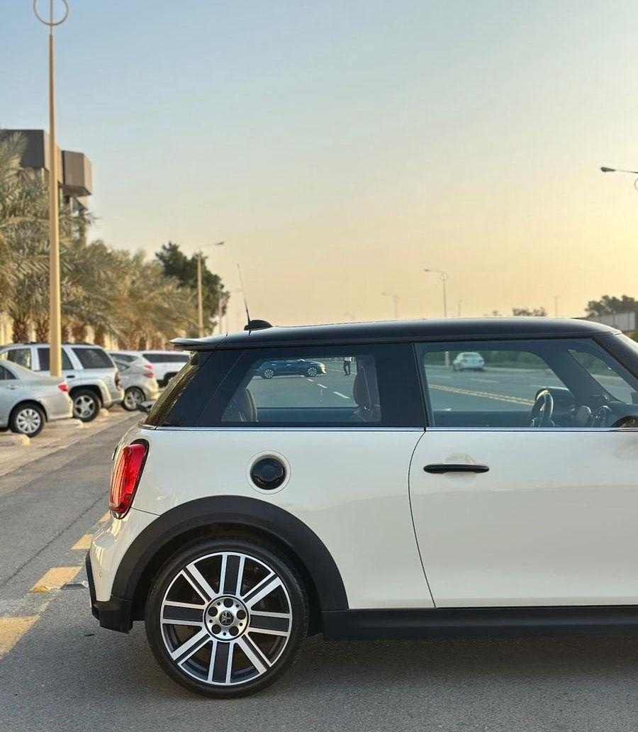 ميني كوبر 2023