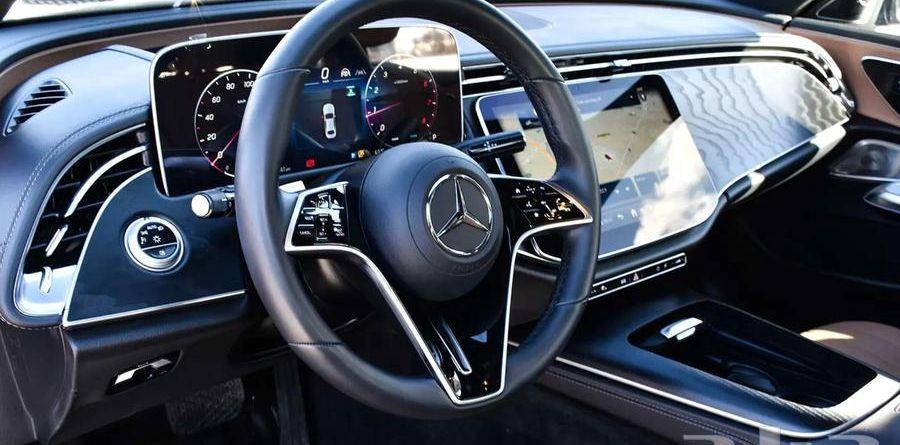 Mercedes-Benz E-Class E