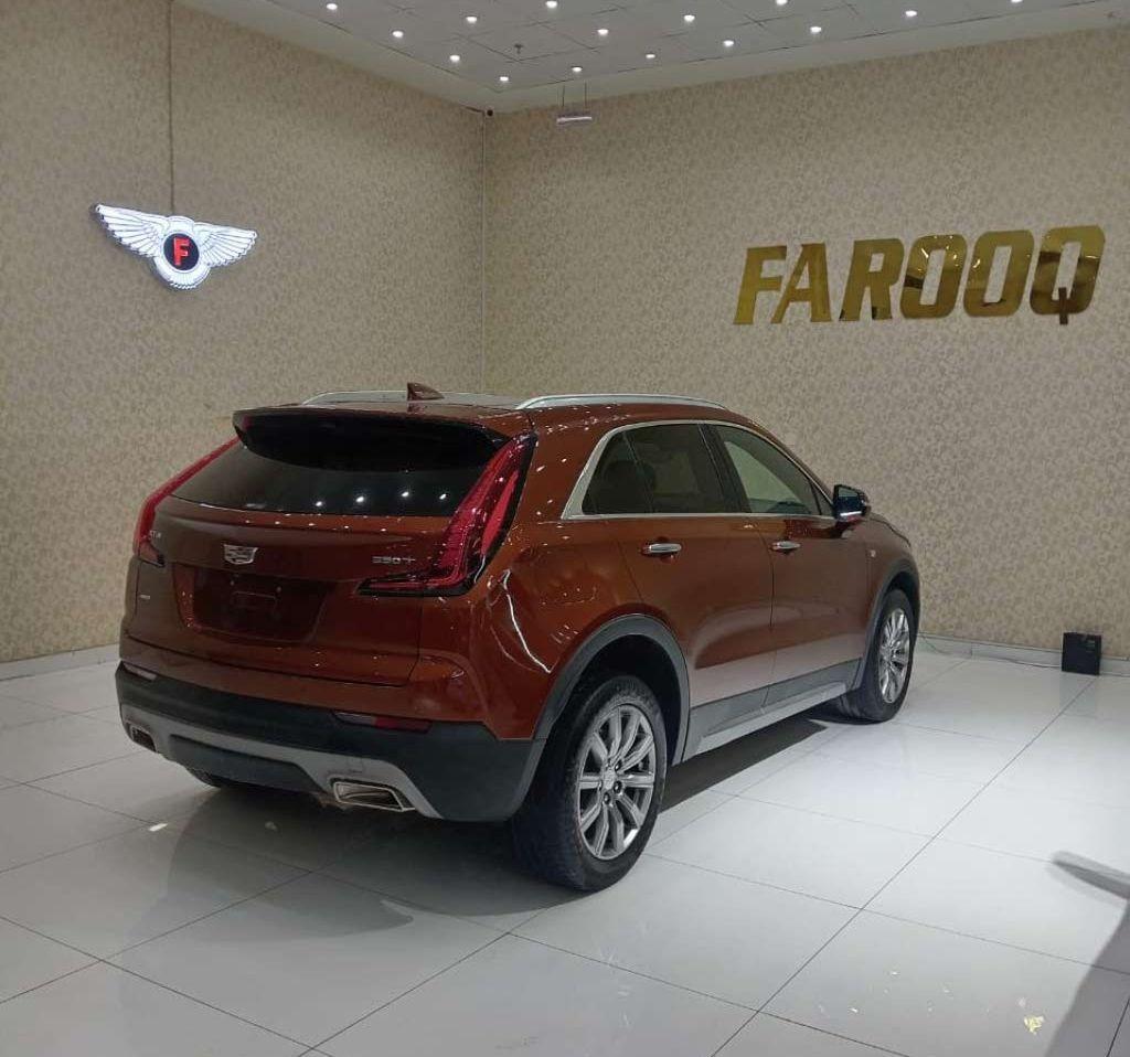 2022 كاديلاك اخرى