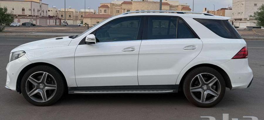 مرسيدس GLE400 موديل