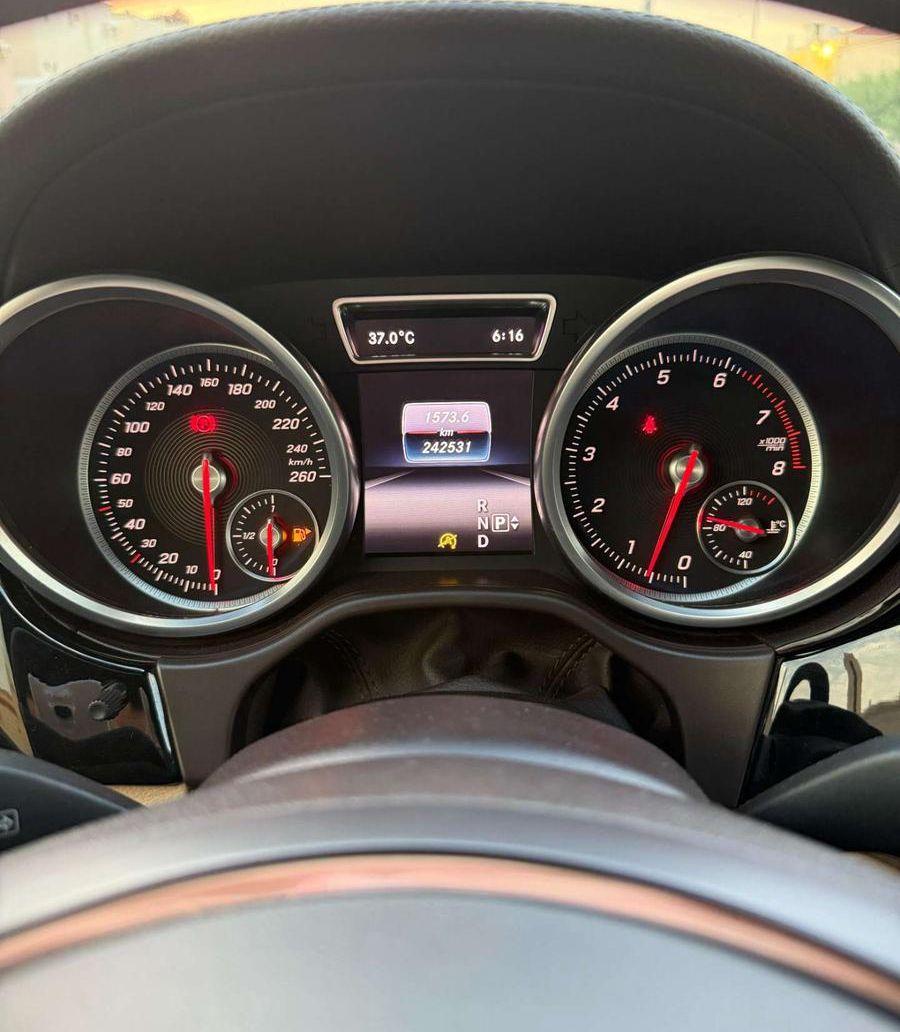 مرسيدس GLE400 موديل