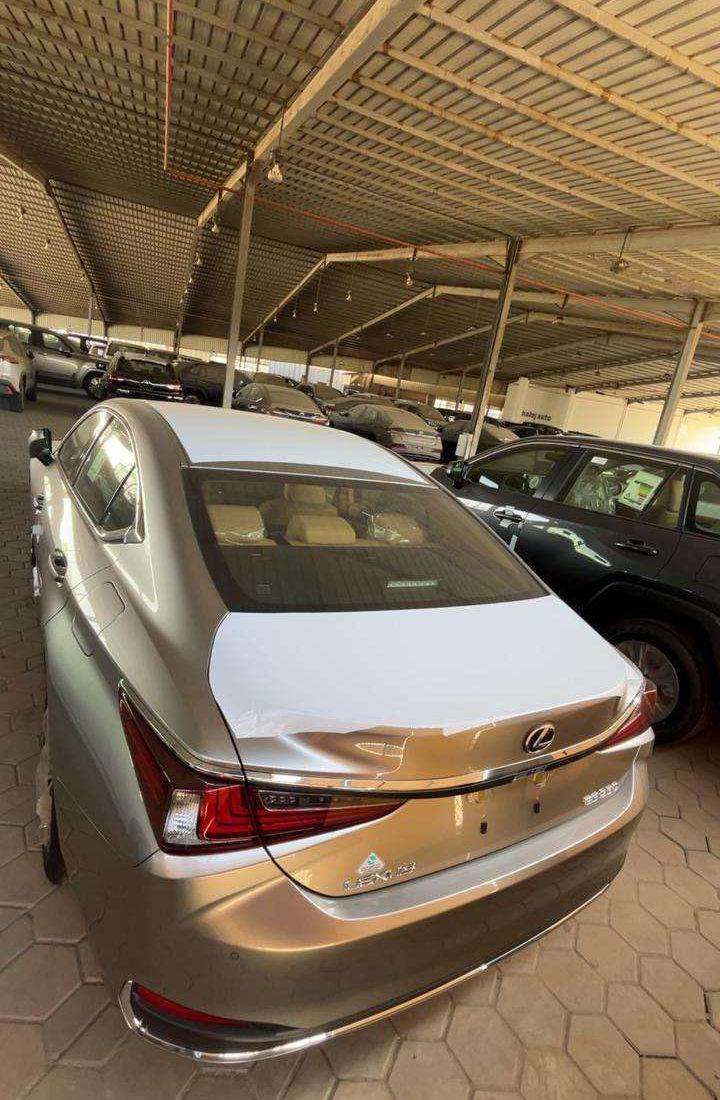 لكزس ES250 AA