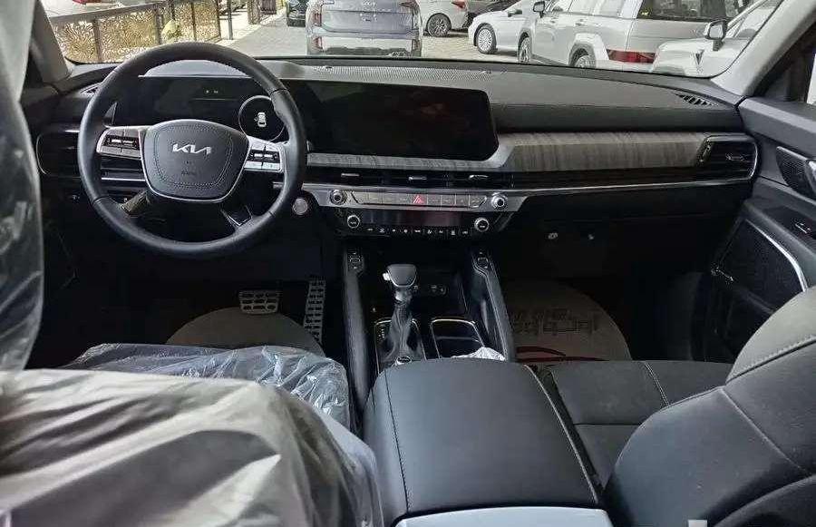 كيا تيلوريد فل