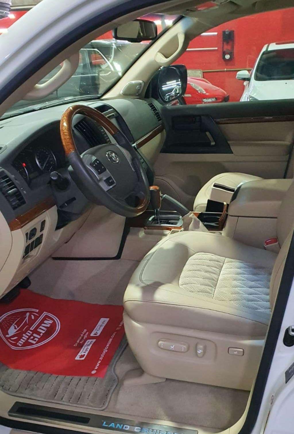 2015 تويوتا لاند