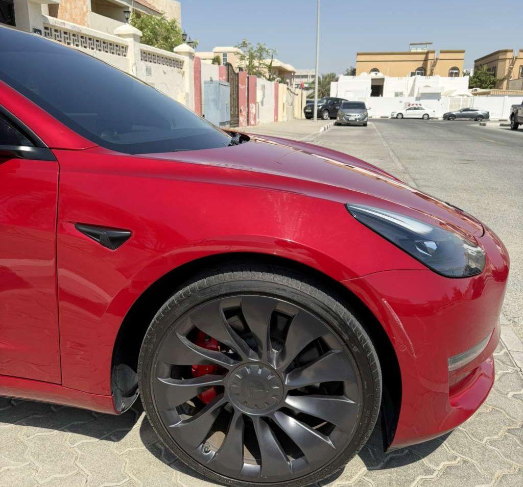 2022 تيسلا موديل