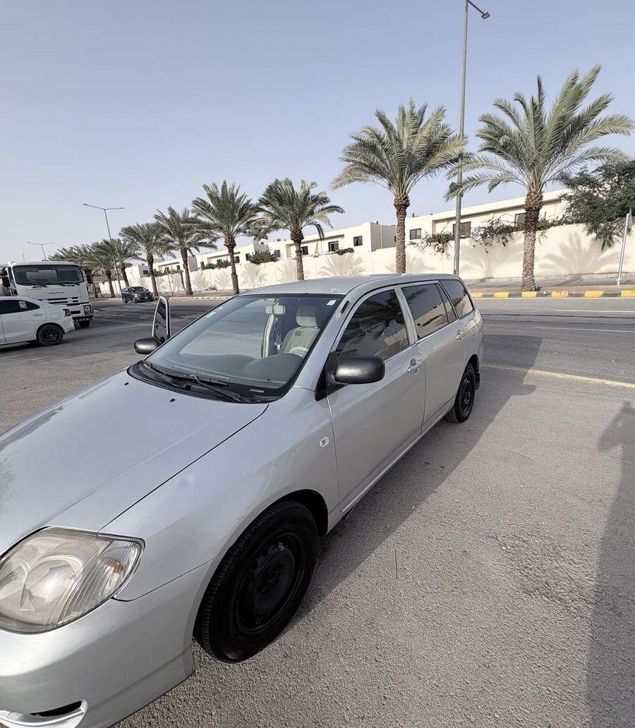 تيوتا كورلا بوكس