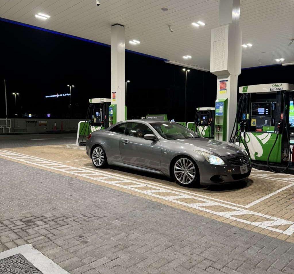 2012 إنفينيتي G37