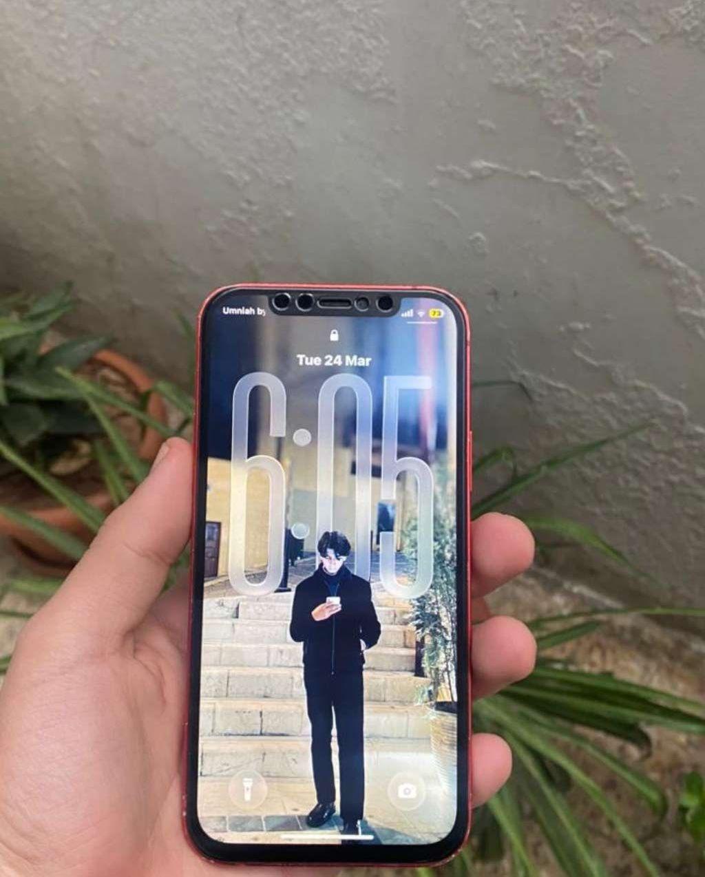 ايفون 12 عادي
