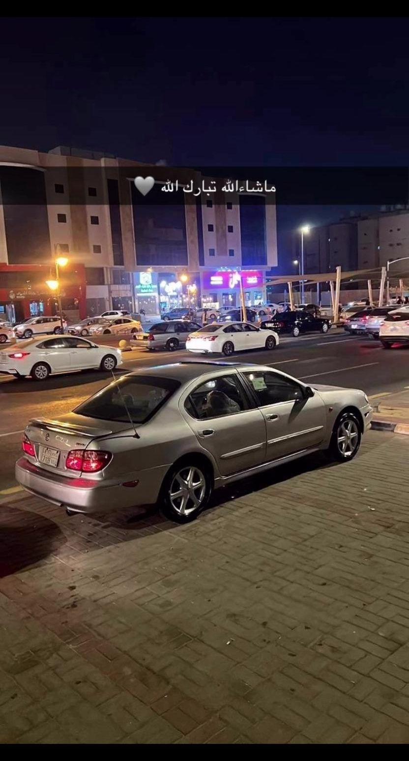 للبيع مكسيما 2004